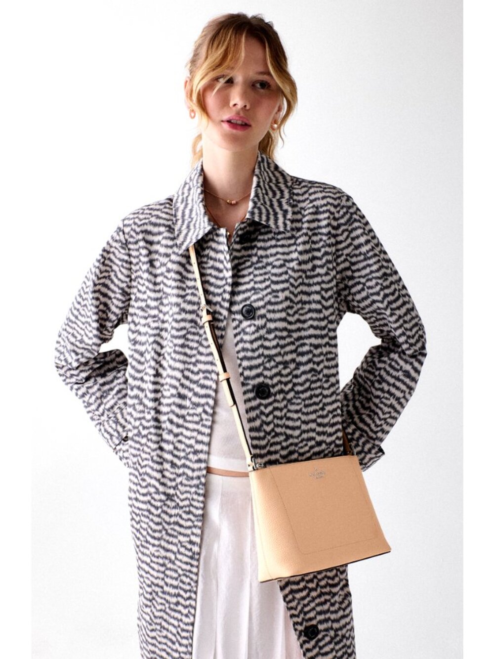 New Kate Spade Leila Crossbody Pebble Leather Fresh Peach
